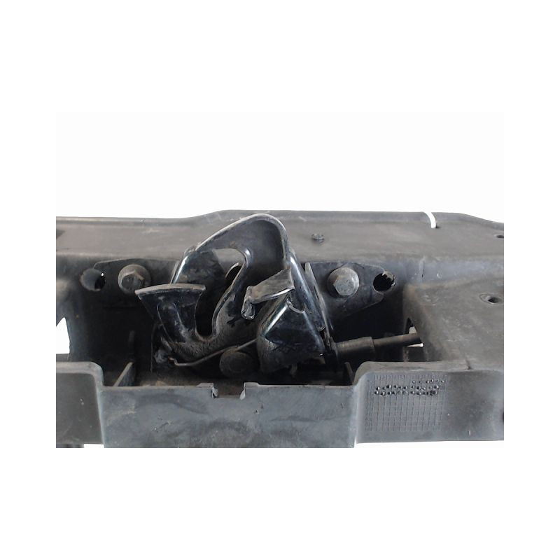 FACE AVANT VOLKSWAGEN POLO 94-99
