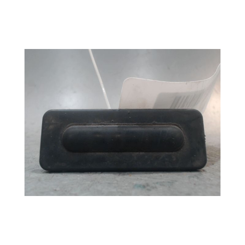 POIGNEE EXTERIEURE HAYON PEUGEOT 208