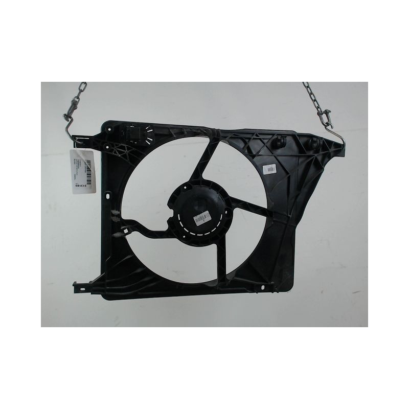 SUPPORT DE VENTILATEUR NISSAN QASHQAI