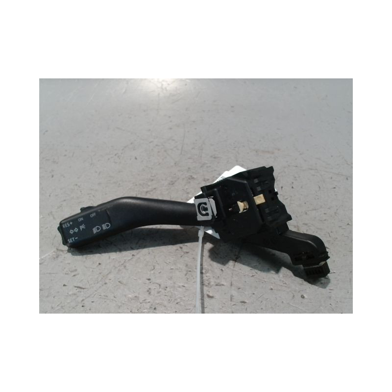 COMMANDE CLIGNOTANT VOLKSWAGEN GOLF V 2003-2009
