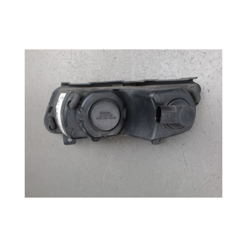 PHARE ANTIBROUILLARD AVANT DROIT VOLKSWAGEN POLO