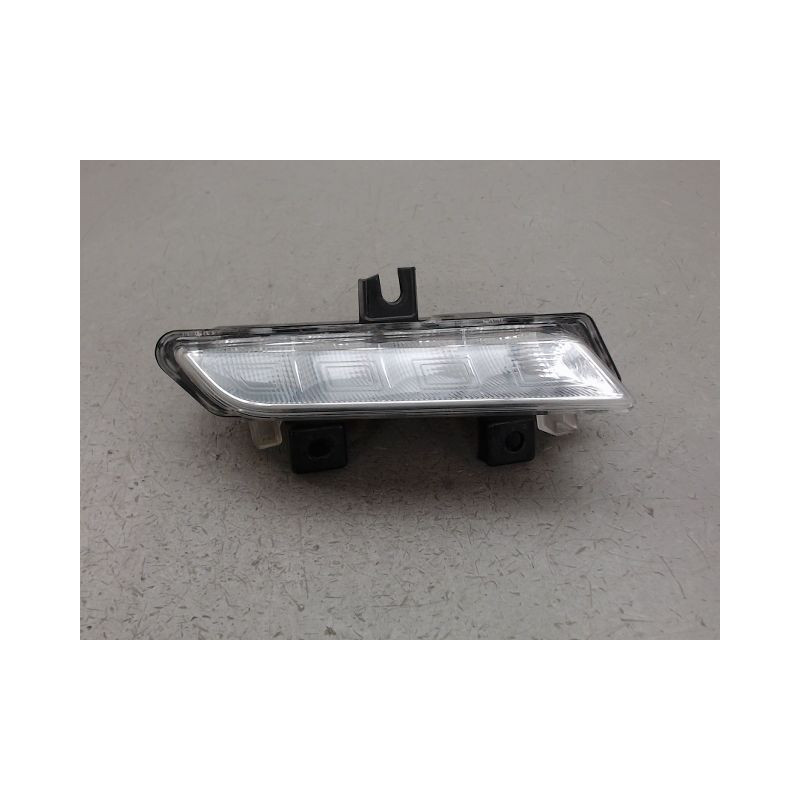 FEUX POSITION DROIT RENAULT CLIO