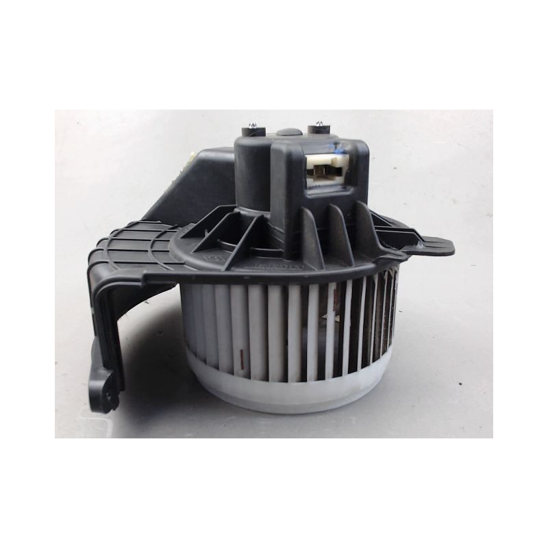 MOTEUR VENTILATEUR CHAUFFAGE RENAULT KANGOO