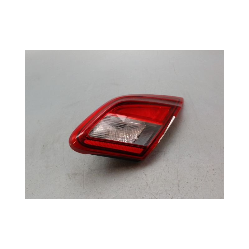 FEU ARRIERE INTERIEUR DROIT OPEL CORSA 2010-
