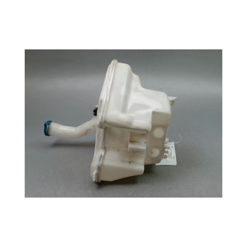 RESERVOIR LAVE-GLACE AVANT TOYOTA YARIS II Phase 2 2009-2011