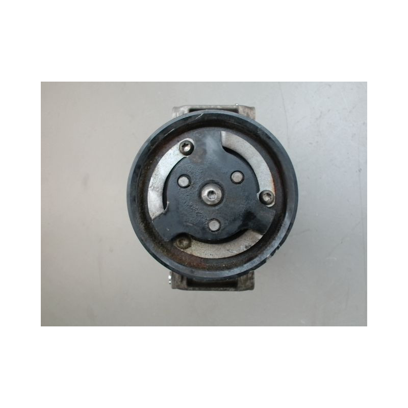 COMPRESSEUR AIR CONDITIONNE VOLKSWAGEN POLO