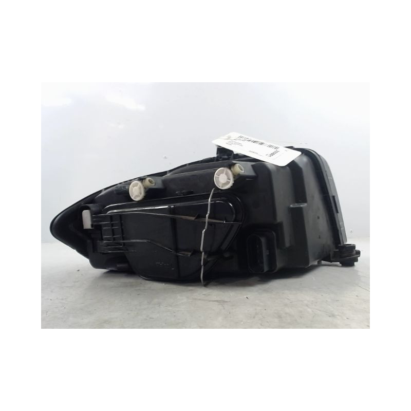 PHARE GAUCHE AUDI A2