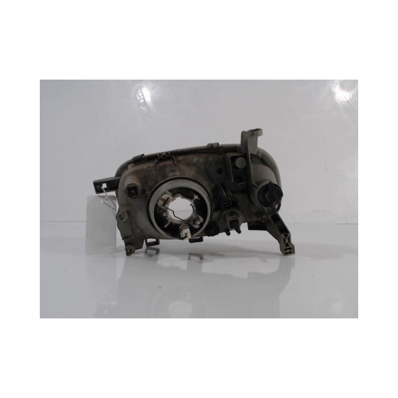 PHARE DROIT NISSAN MICRA 92-96
