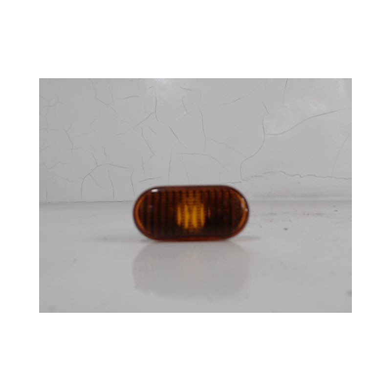 REPETITEUR AILE DROIT RENAULT SCENIC I PH2 99-03