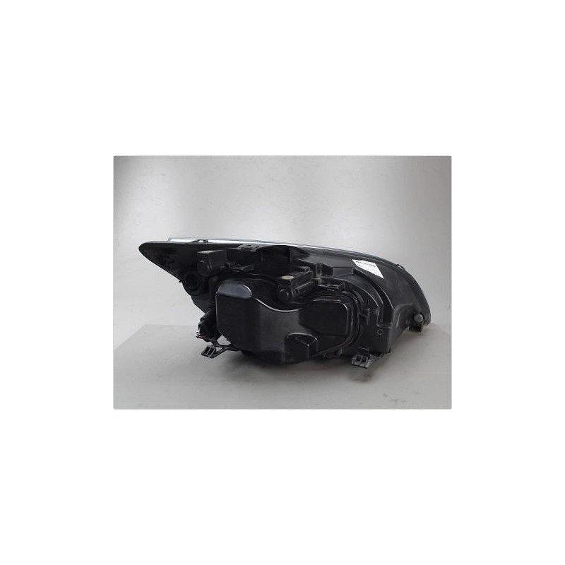 PHARE GAUCHE FORD FOCUS