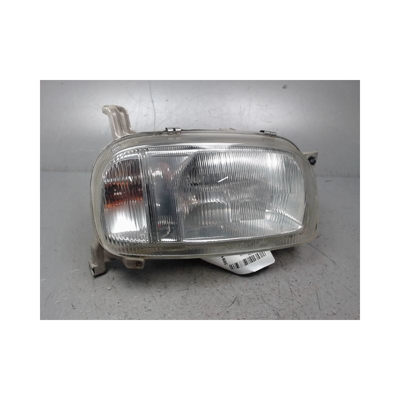 PHARE DROIT NISSAN MICRA 96-98
