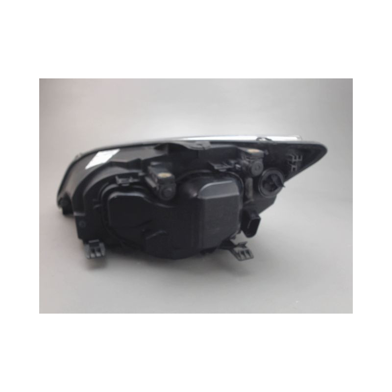 PHARE DROIT FORD FOCUS II CC  08-10