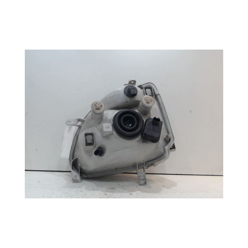 PHARE DROIT OPEL AGILA