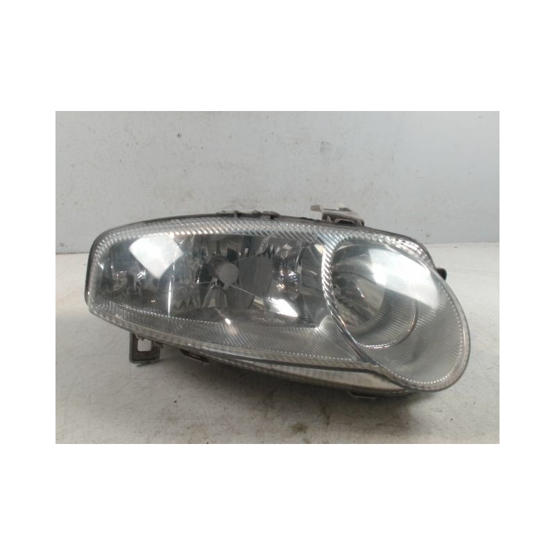PHARE DROIT ALFA ROMEO 147 5P