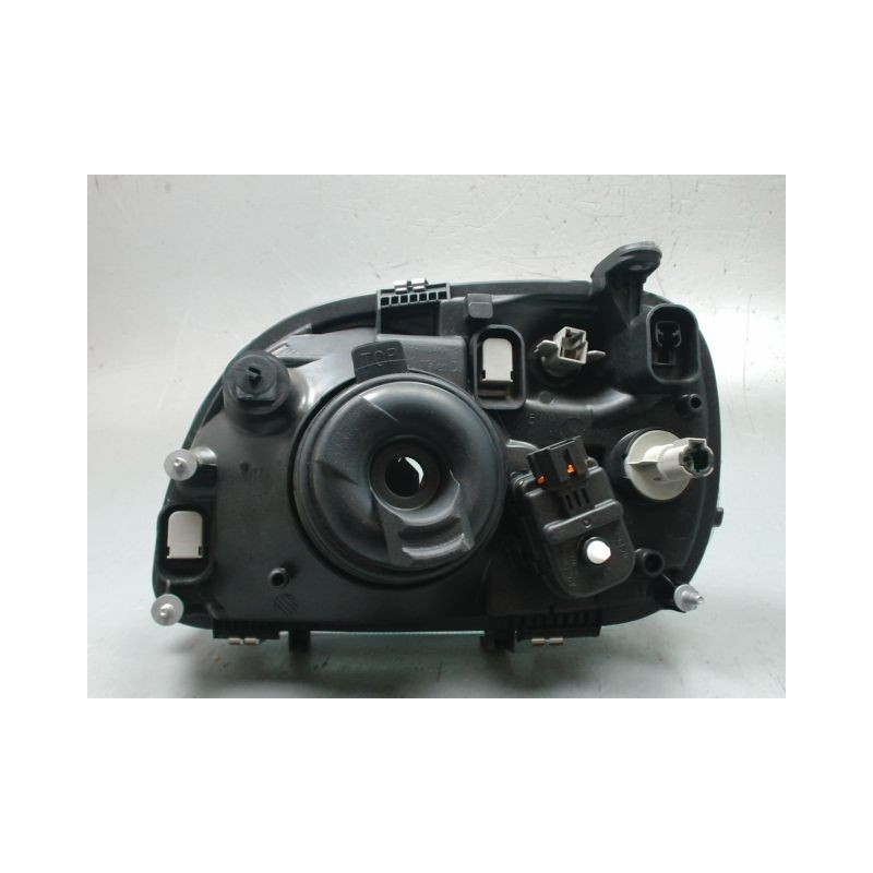 PHARE DROIT NISSAN MICRA 2000-2003
