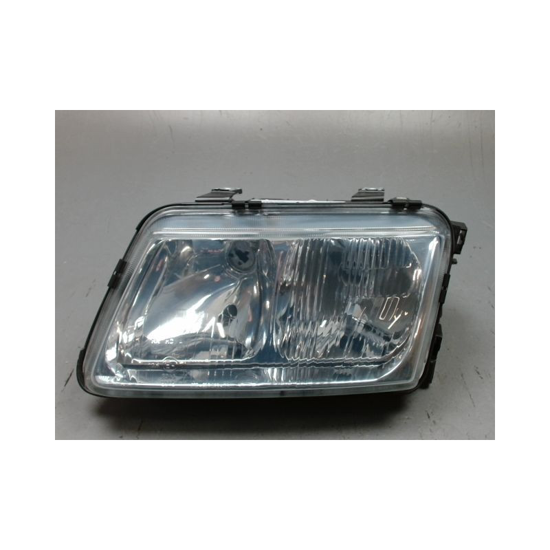 PHARE GAUCHE AUDI A3 -2000