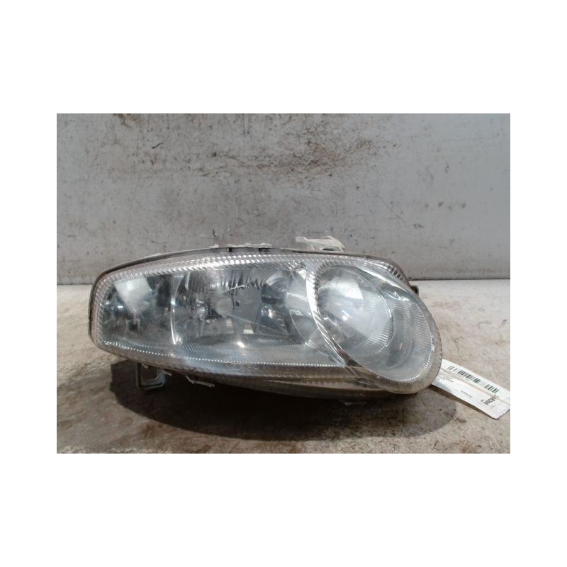 PHARE DROIT ALFA ROMEO 147 2004-