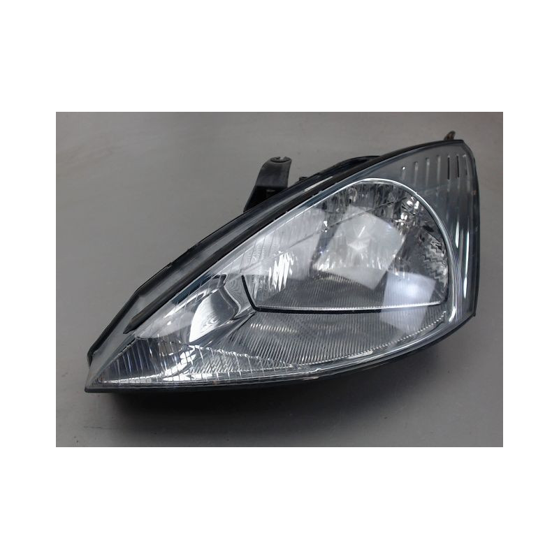 PHARE GAUCHE FORD FOCUS
