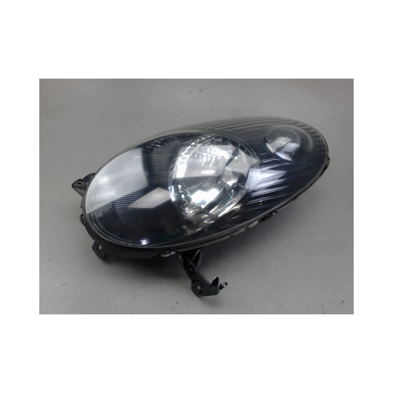 PHARE GAUCHE NISSAN MICRA