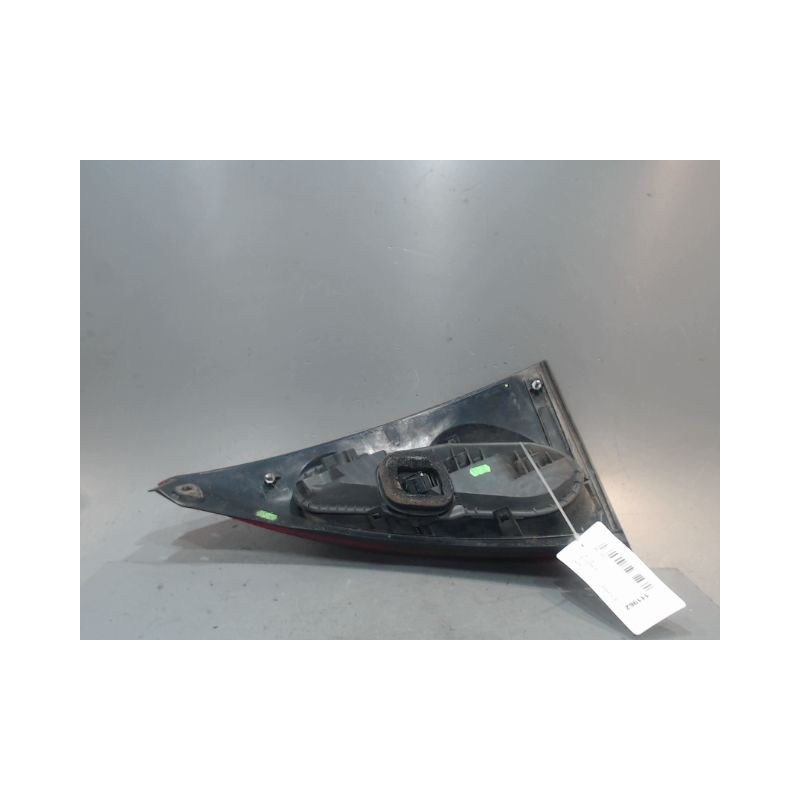 FEU ARRIERE GAUCHE  PEUGEOT 107