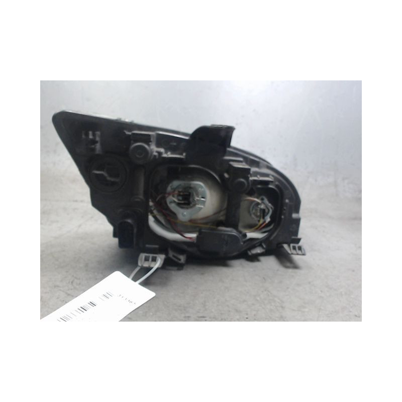 PHARE GAUCHE FORD FOCUS 05-07