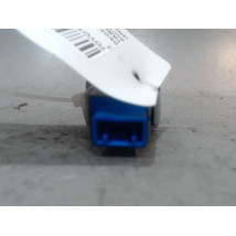 BOUTON DE WARNING TOYOTA AURIS