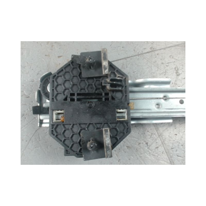 MECANISME+MOTEUR LEVE-GLACE AVANT DROIT DACIA SANDERO 2008-