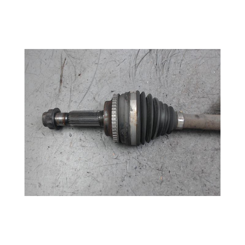 TRANSMISSION AVANT GAUCHE TOYOTA PRIUS 1.5 Hybrid 