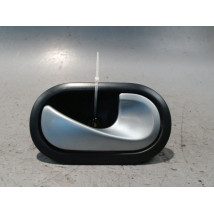 POIGNEE INTERIEURE PORTE AVANT DROIT RENAULT TWINGO II