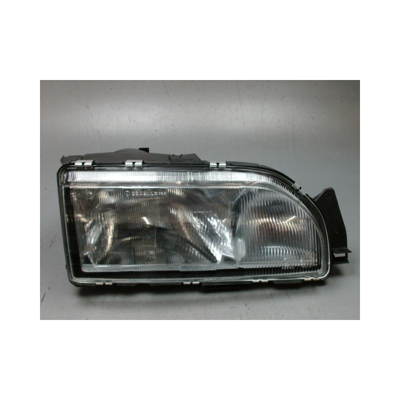 PHARE DROIT FORD SIERRA