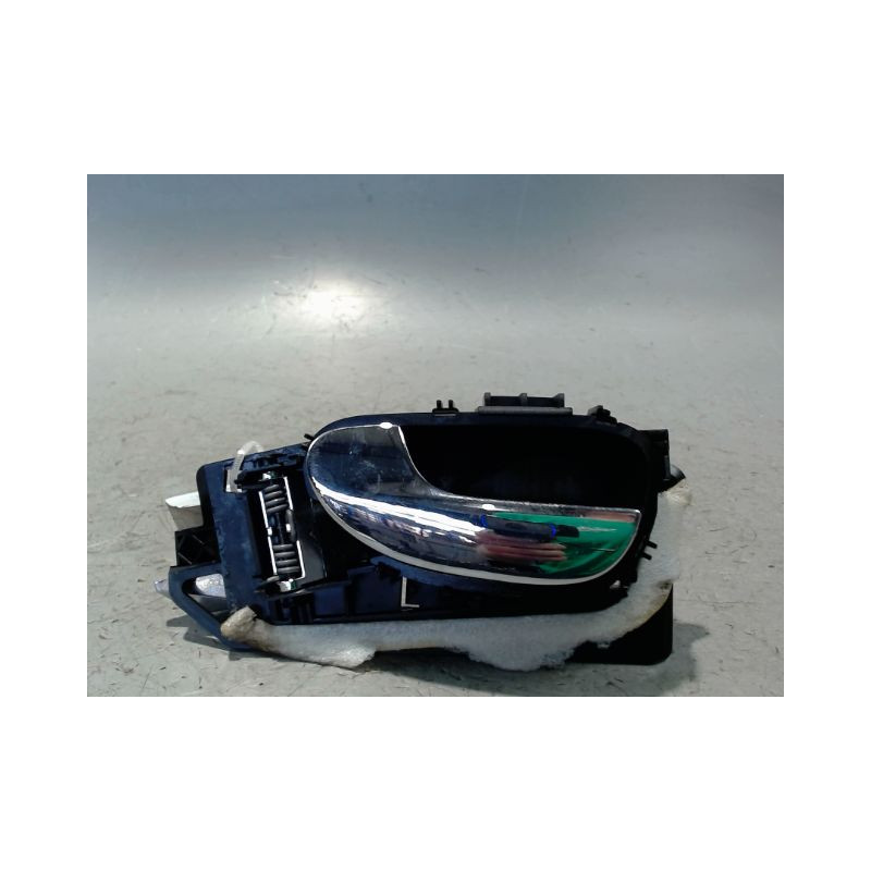 POIGNEE INTERIEURE PORTE AVANT GAUCHE PEUGEOT 307 SW 02-05