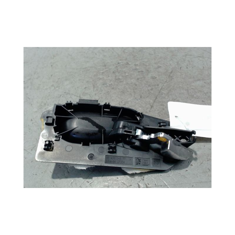 POIGNEE INTERIEURE PORTE AVANT GAUCHE PEUGEOT 307 SW 02-05