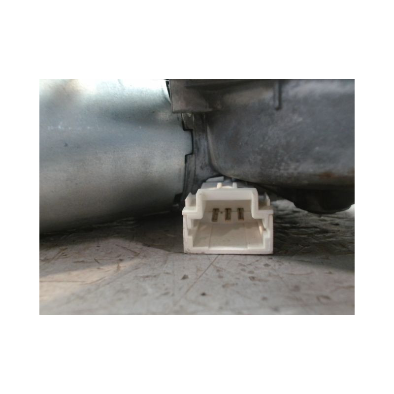 MOTEUR ESSUIE-GLACE ARRIERE RENAULT TWINGO II
