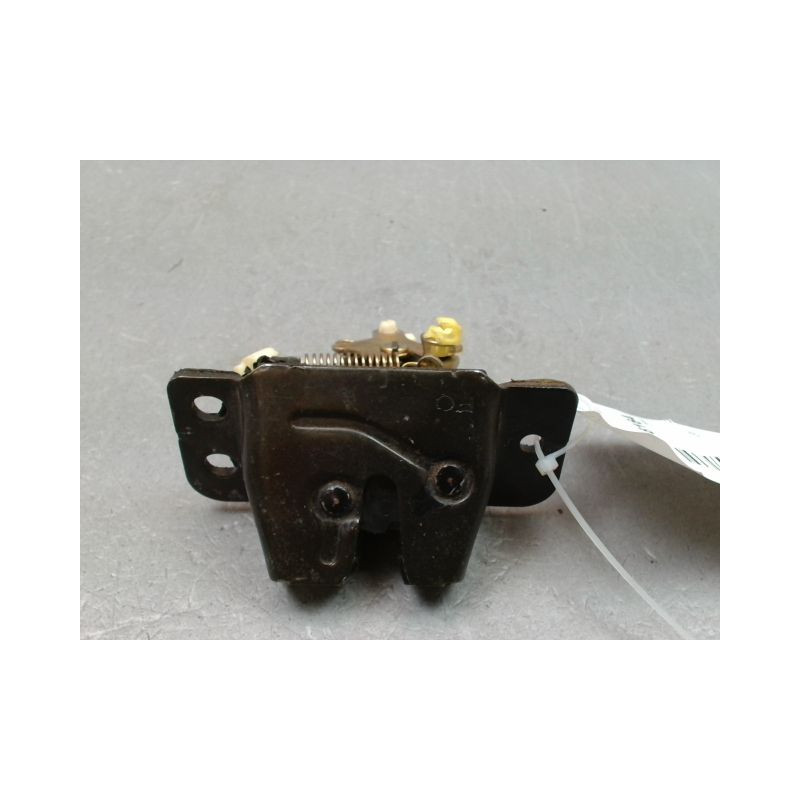 SERRURE HAYON  HYUNDAI TRAJET MONOSP. 2000-2007