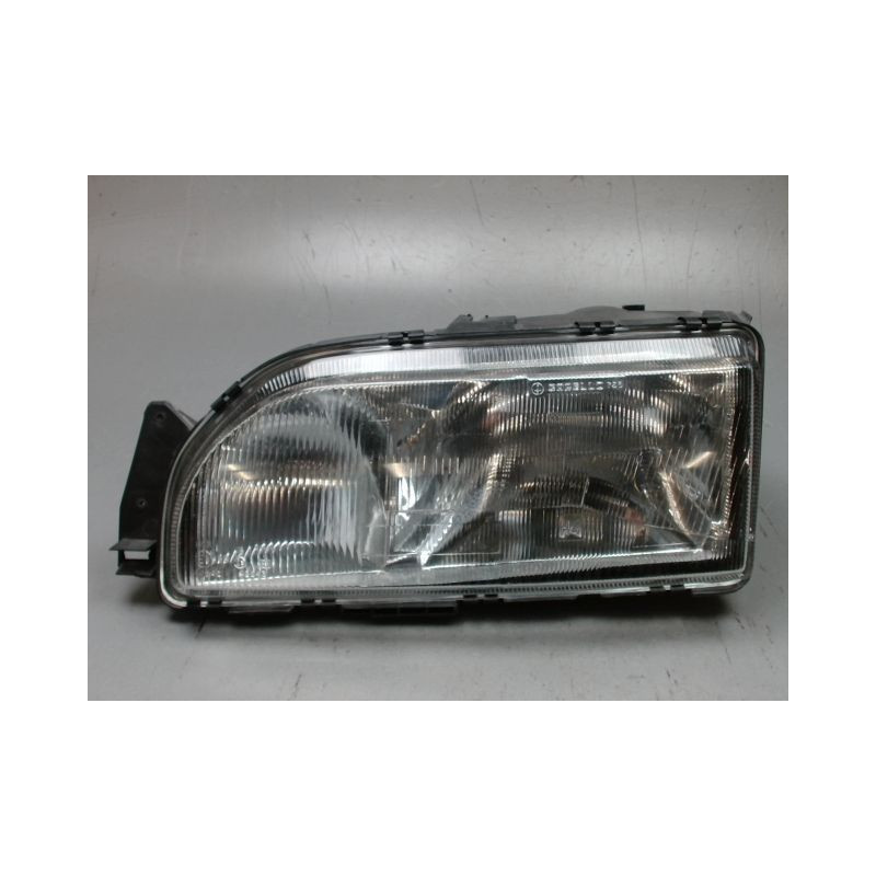 PHARE GAUCHE FORD SIERRA
