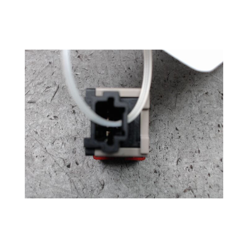 BOUTON DE WARNING NISSAN LEAF