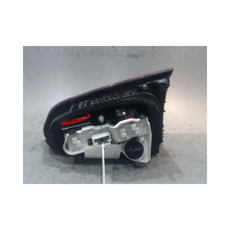 FEU ARRIERE INTERIEUR GAUCHE VOLKSWAGEN GOLF