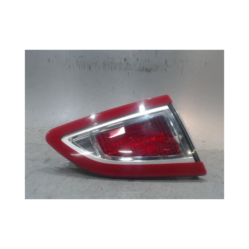 FEU ARRIERE INTERIEUR GAUCHE RENAULT MEGANE