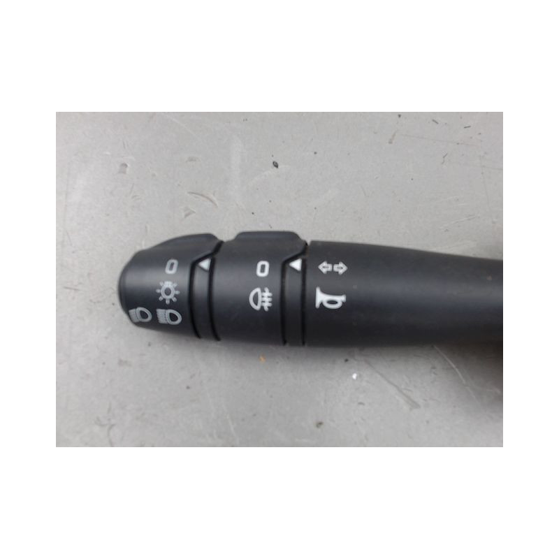 COMMANDE CLIGNOTANT RENAULT TWINGO