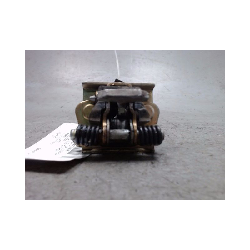 TIRANT PORTE AVANT DROIT PEUGEOT PARTNER FGT 2002-