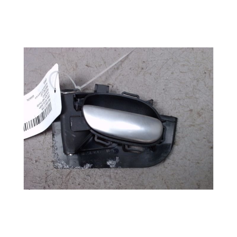 POIGNEE INTERIEURE PORTE AVANT GAUCHE PEUGEOT 206+ 2009-