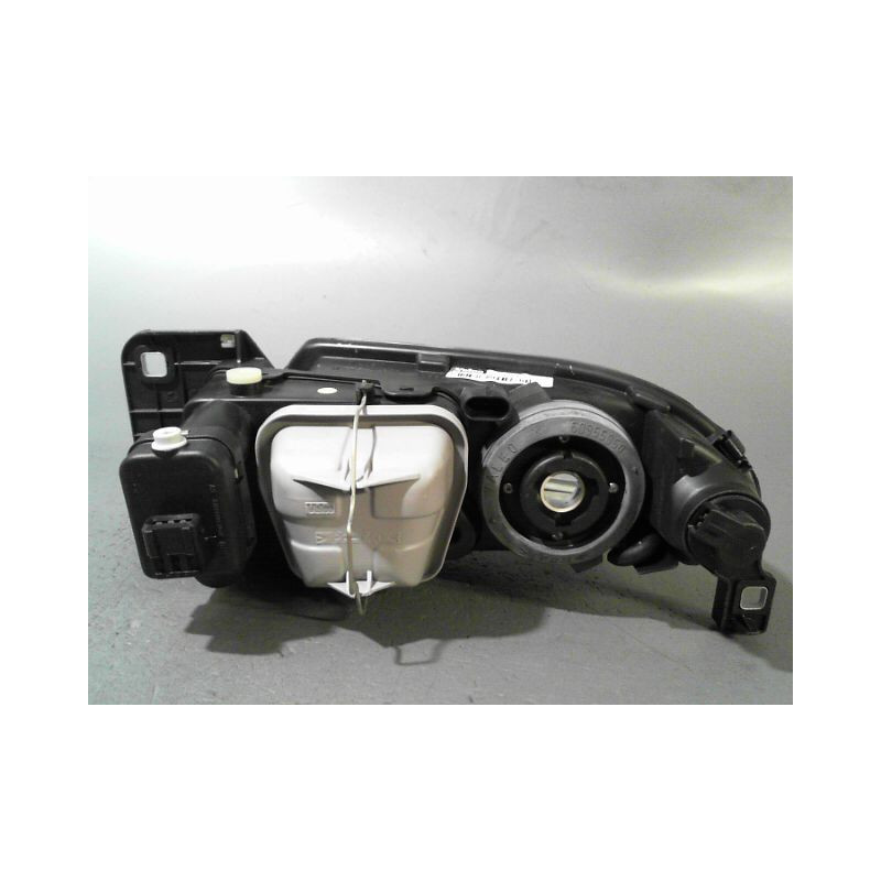 PHARE DROIT ALFA ROMEO 166