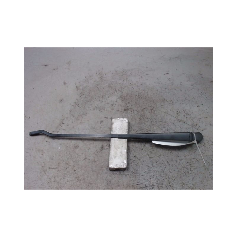 BRAS ESSUIE-GLACE AVANT GAUCHE FORD FIESTA 99-2002