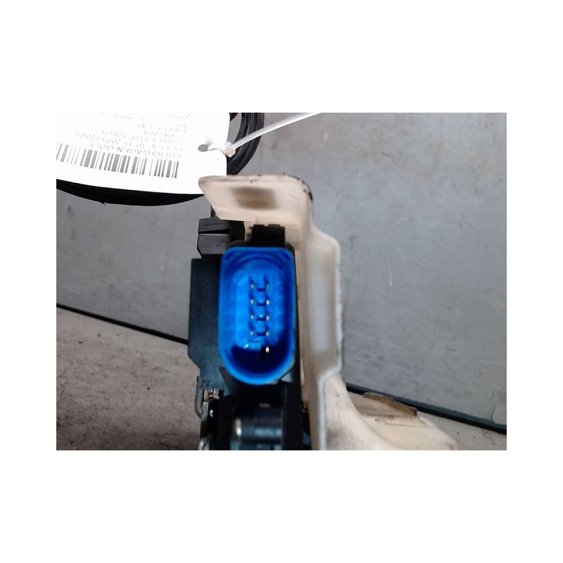 SYSTEME CONDAMNATION AVANT GAUCHE VOLKSWAGEN GOLF V 2003-2009