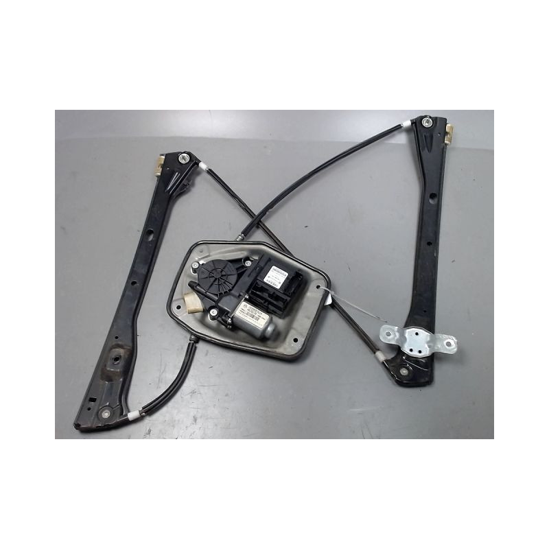 MECANISME+MOTEUR LEVE-GLACE AVANT DROIT VOLKSWAGEN GOLF
