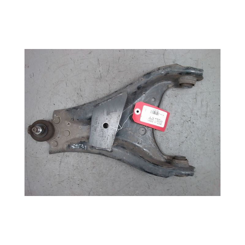 TRIANGLE INFERIEUR AVANT DROIT DACIA DUSTER 1 PHASE 1 1.5 DCI - 8V