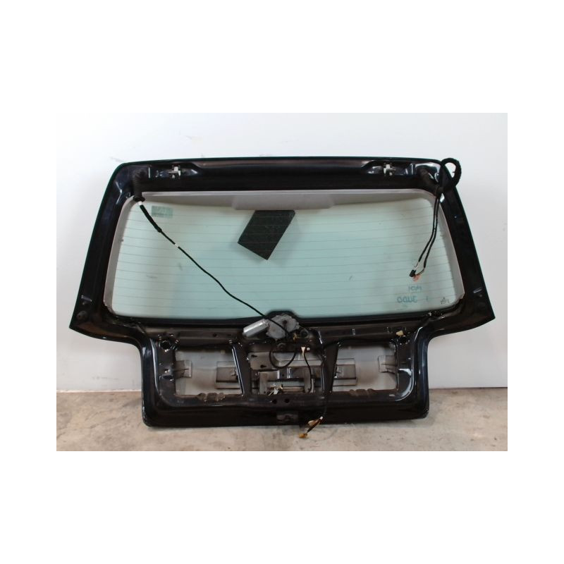 HAYON VOLKSWAGEN GOLF 4 .  DIESEL