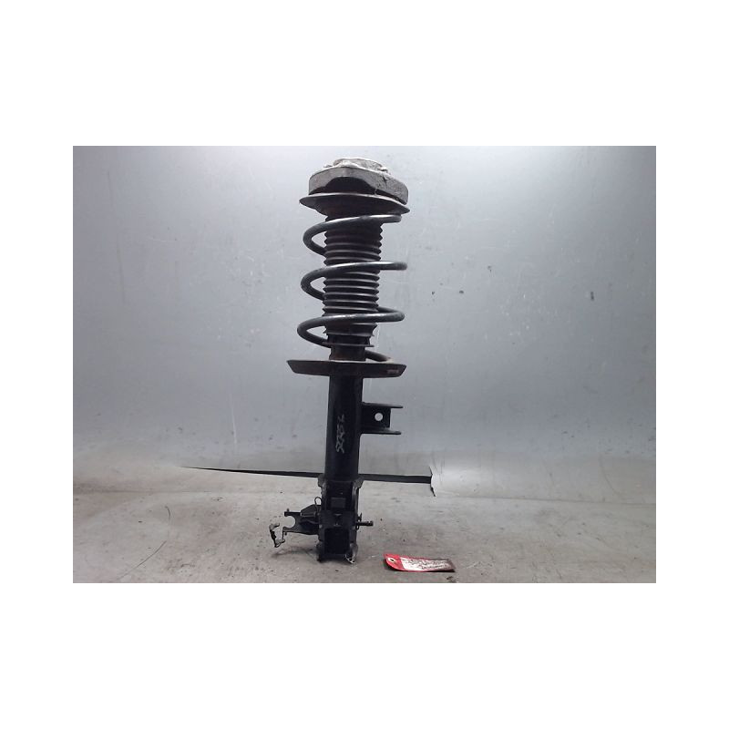 AMORTISSEUR AVANT GAUCHE MERCEDES CLASSE B 246 PHASE 1 180 1.8 C