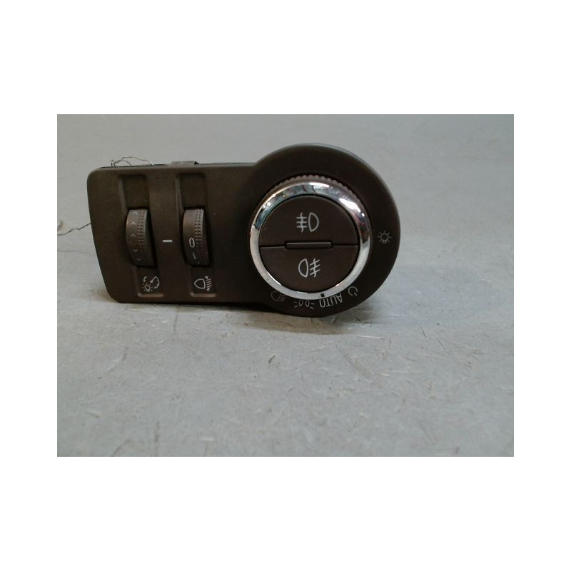 INTERIEUR COMMANDE PHARES OPEL ASTRA J PHASE 1 BREAK  ESSENCE