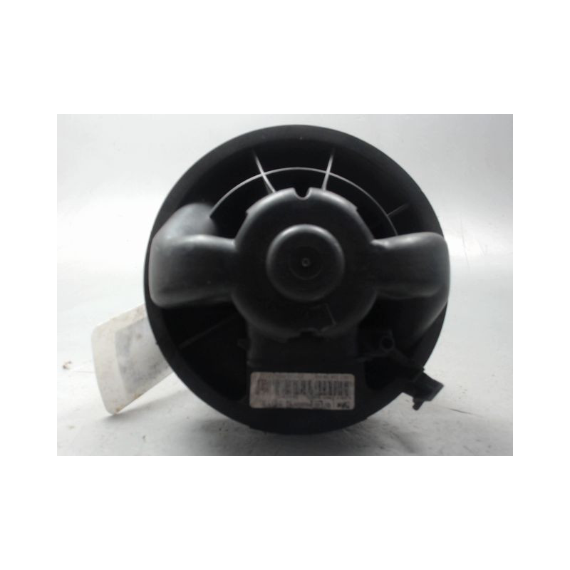 MOTEUR VENTILATEUR CHAUFFAGE TOYOTA AYGO 5P
